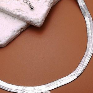 Silver 8mm wide snake chain statement necklace
